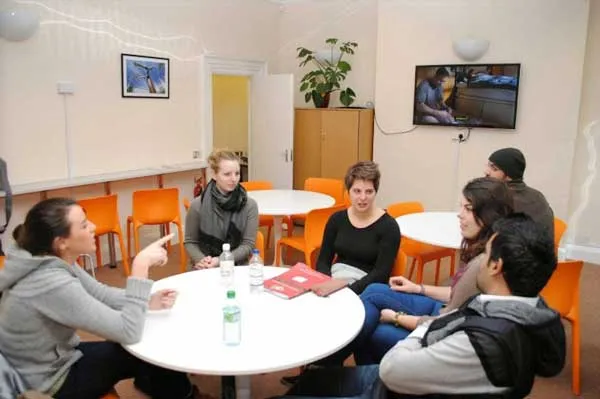CES Leeds, instalaciones en Leeds (4)