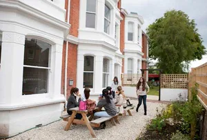 CES Worthing, instalaciones en Worthing (5)