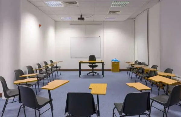 Delfin English School — instalaciones en Dublín (5)
