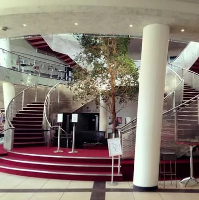 Dublin City University (DCU) — instalaciones en Dublín (1)