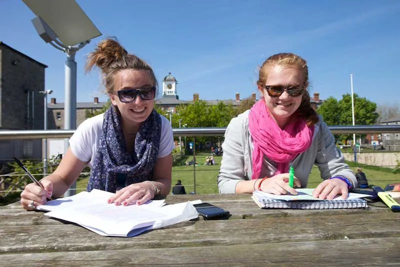 Griffith College Dublin — instalaciones en Dublín (2)