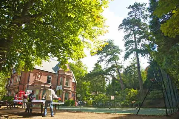 Kings Bournemouth, instalaciones en Bournemouth (2)