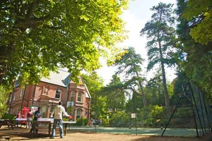 Kings Bournemouth, instalaciones en Bournemouth (2)