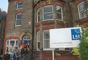 LSI Cambridge, instalaciones en Cambridge (3)