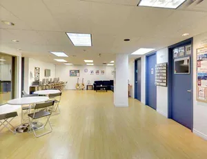 LSI Toronto, instalaciones en Toronto (3)