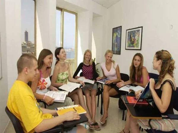 Linguatime, instalaciones en Sliema (1)